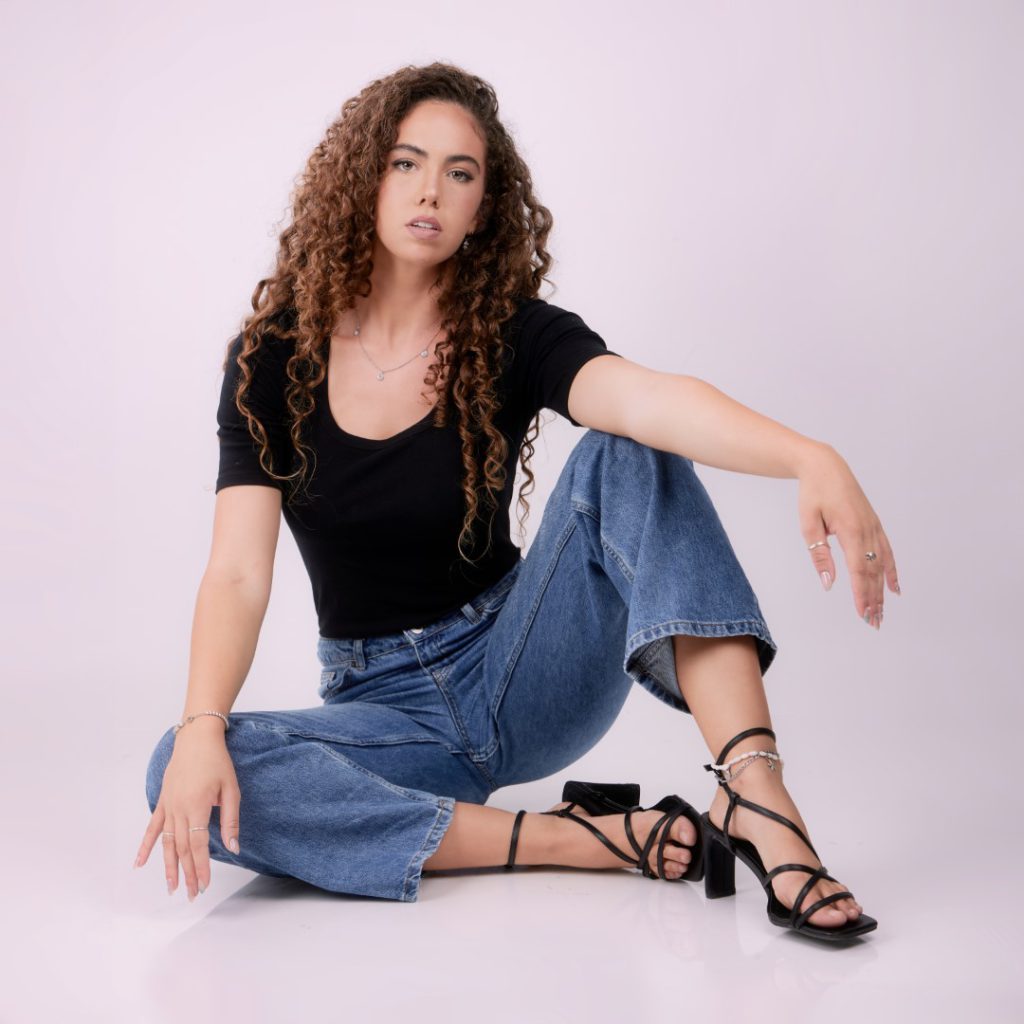 Elizabeth Guster