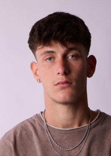 EmptyName-12-copy � UDM • סטודיו • הפקת אופנה • ייצוג